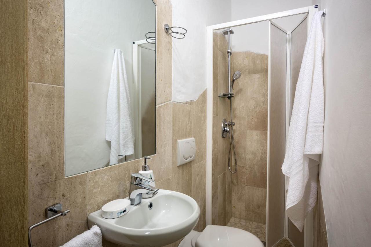 Iconic Luxury Suites Abbiadori Exterior foto